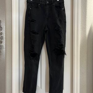 American Eagle Distressed Mom Jean- size 8